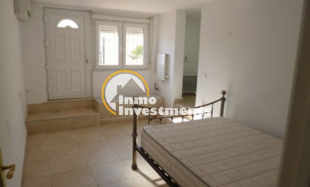 Reventa - Chalet independiente - Villamartin