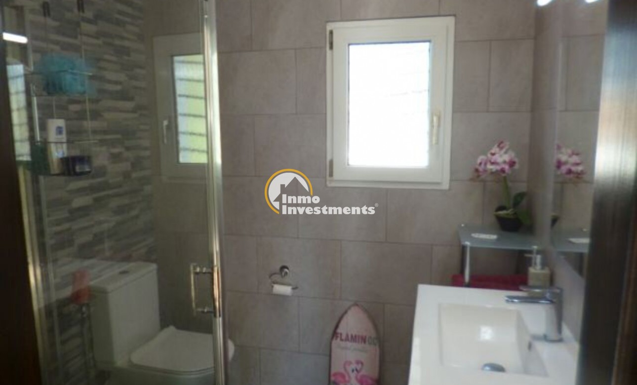 Reventa - Chalet independiente - Villamartin