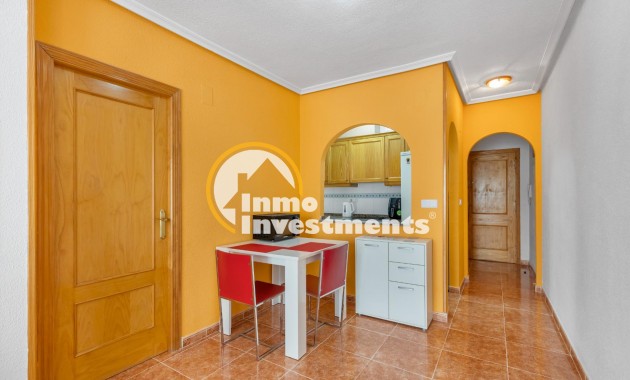 Resale - Apartment - Torrevieja - Torrevieja Centre