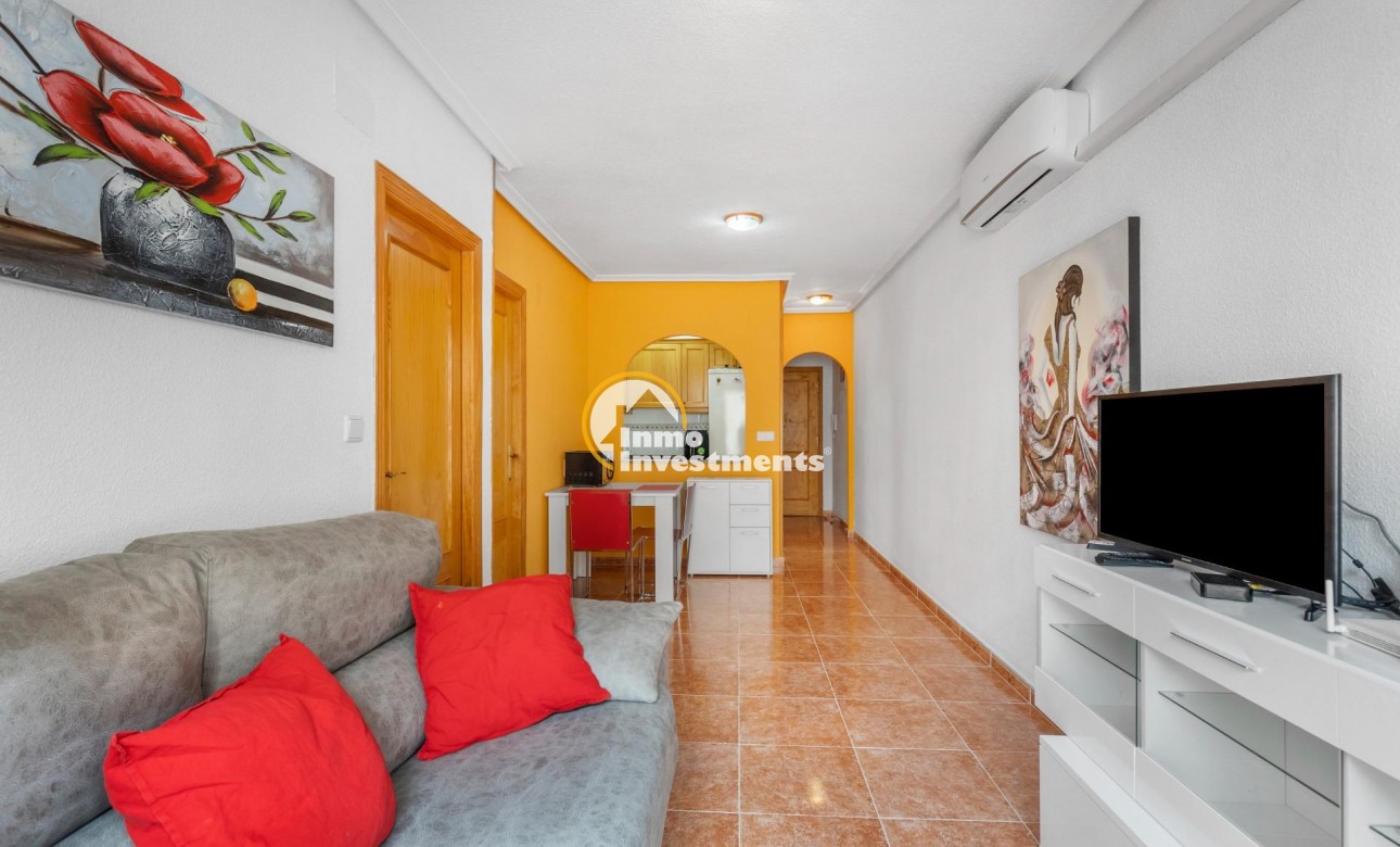 Resale - Apartment - Torrevieja - Torrevieja Centre