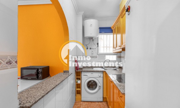 Resale - Apartment - Torrevieja - Torrevieja Centre