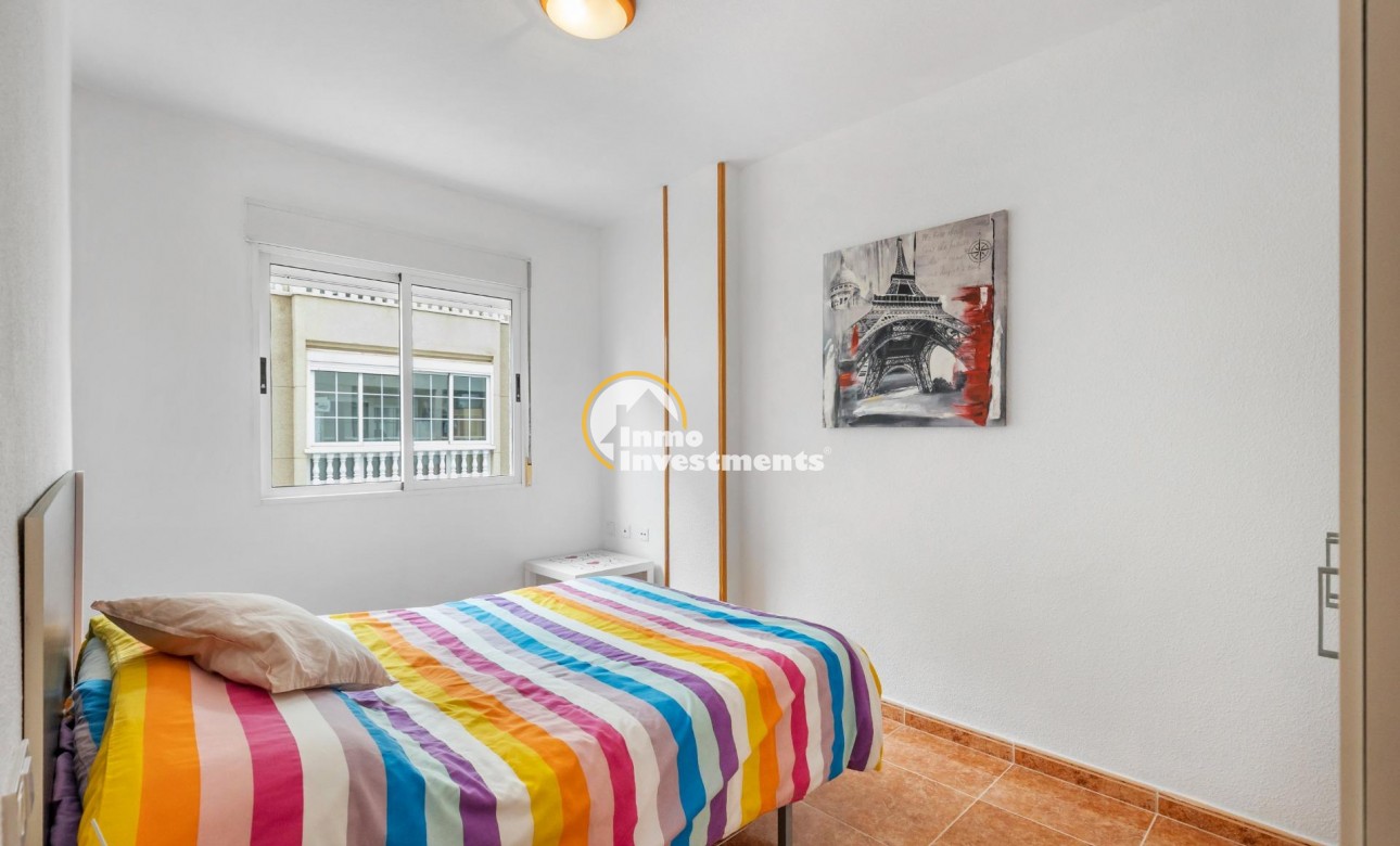 Resale - Apartment - Torrevieja - Torrevieja Centre