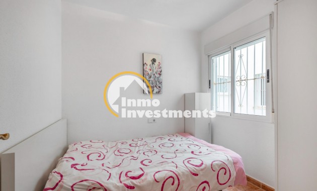 Resale - Apartment - Torrevieja - Torrevieja Centre
