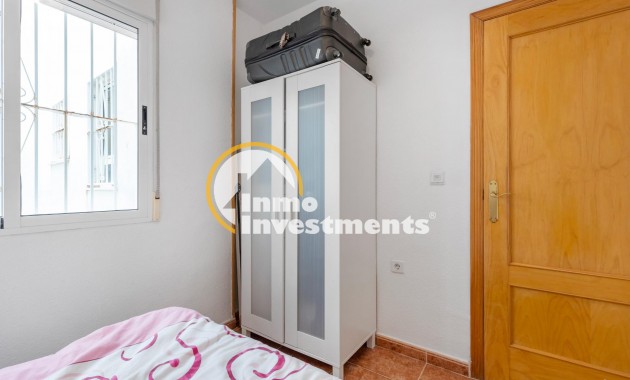 Resale - Apartment - Torrevieja - Torrevieja Centre