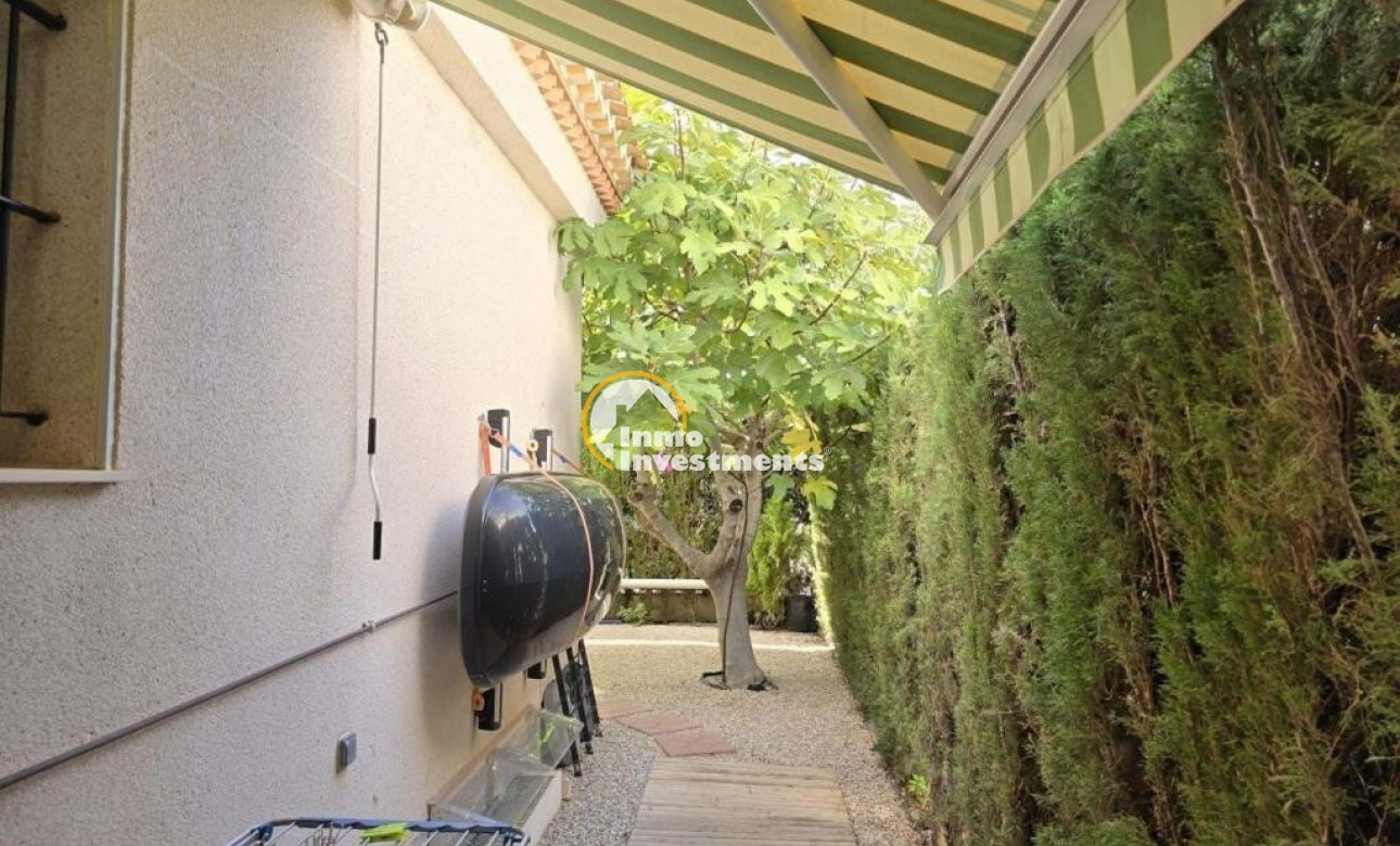 Resale - Villa - Playa Flamenca