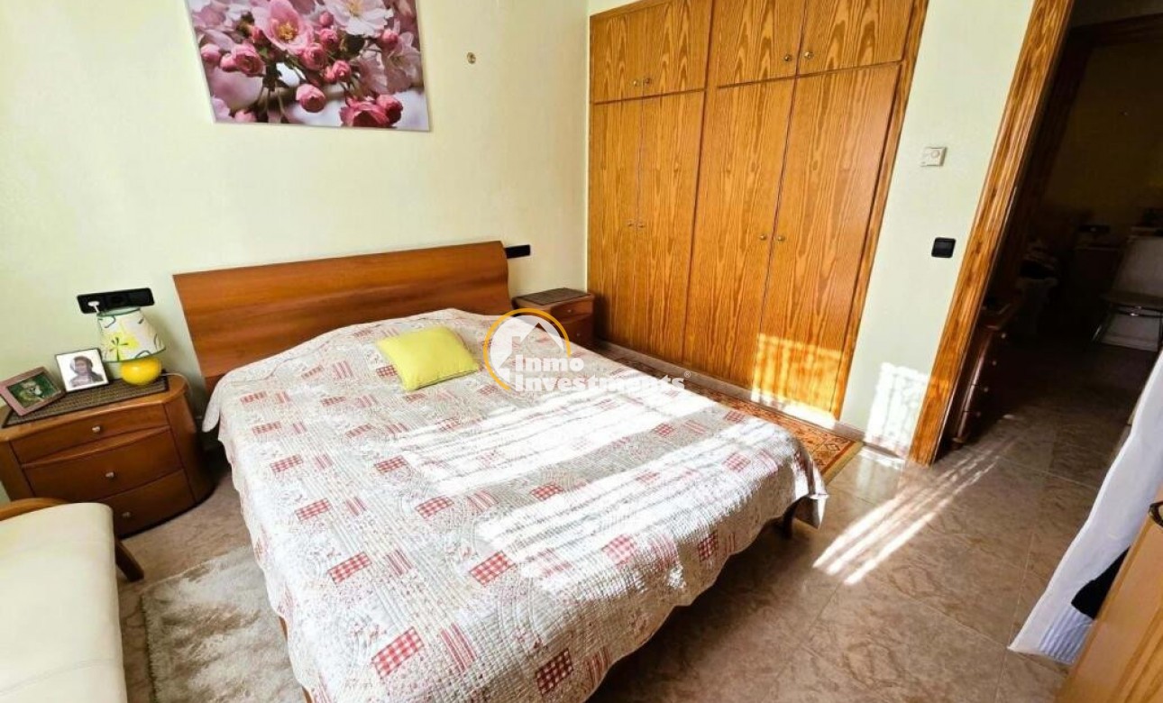 Resale - Villa - Playa Flamenca