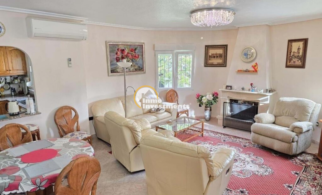 Resale - Villa - Playa Flamenca