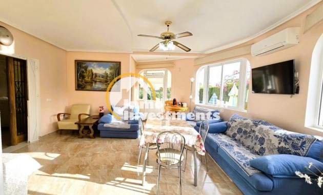 Resale - Villa - Playa Flamenca