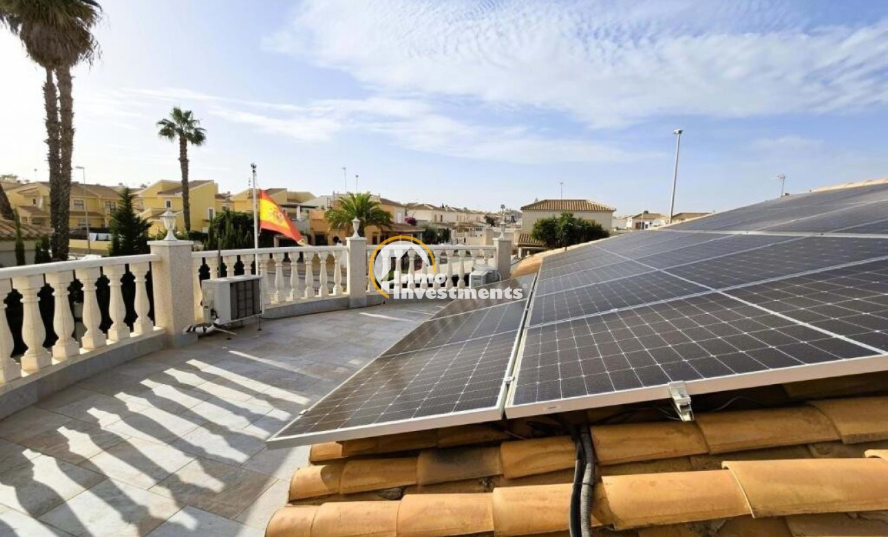 Resale - Villa - Playa Flamenca