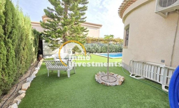 Resale - Villa - Playa Flamenca