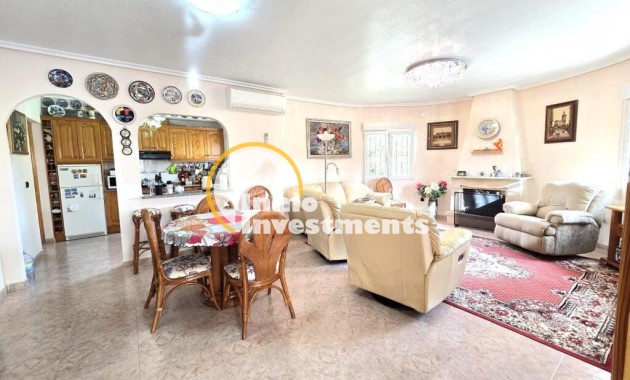 Resale - Villa - Playa Flamenca