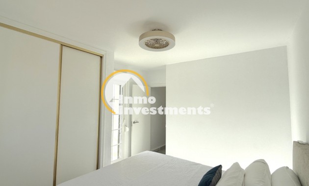 Resale - Semi detached villa - Playa Flamenca