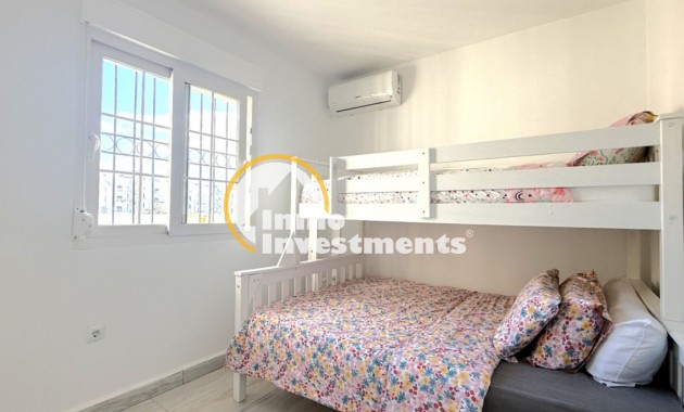 Resale - Semi detached villa - Playa Flamenca