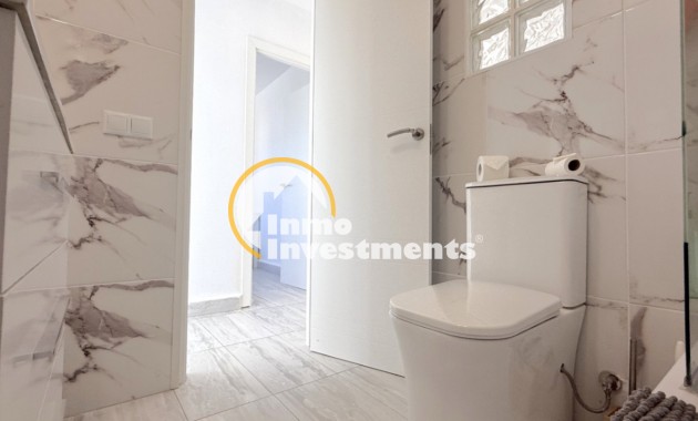 Resale - Semi detached villa - Playa Flamenca