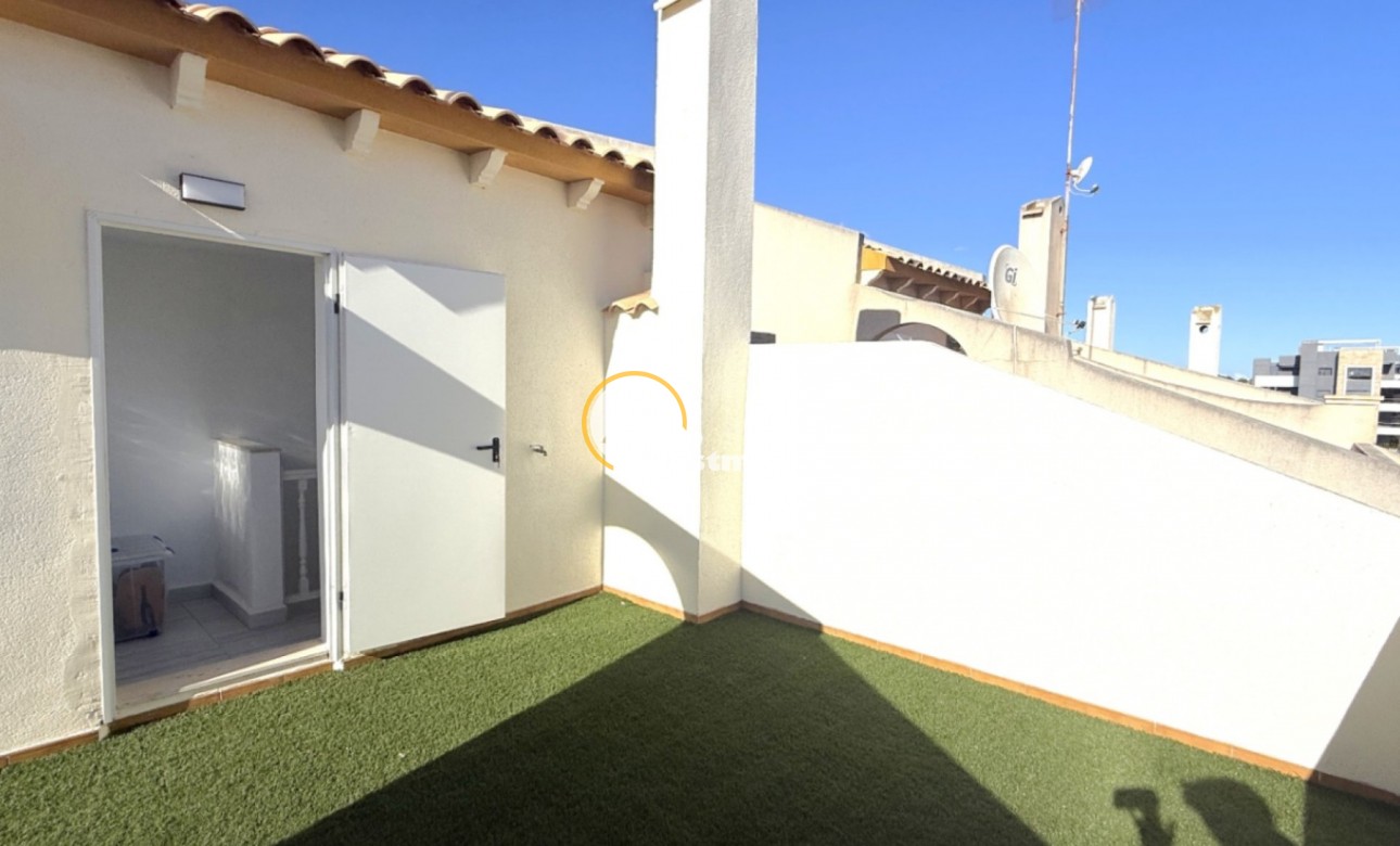 Resale - Semi detached villa - Playa Flamenca
