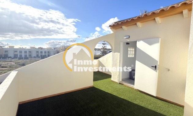 Resale - Semi detached villa - Playa Flamenca