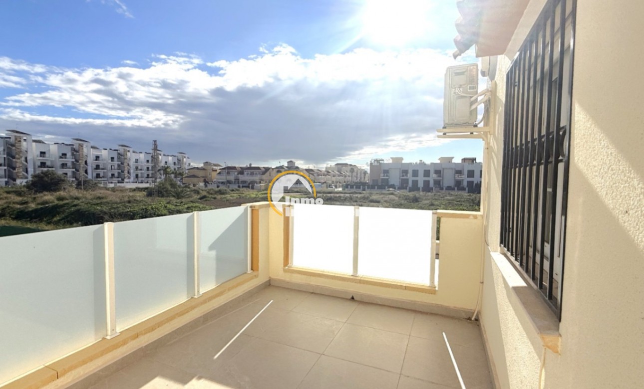 Resale - Semi detached villa - Playa Flamenca