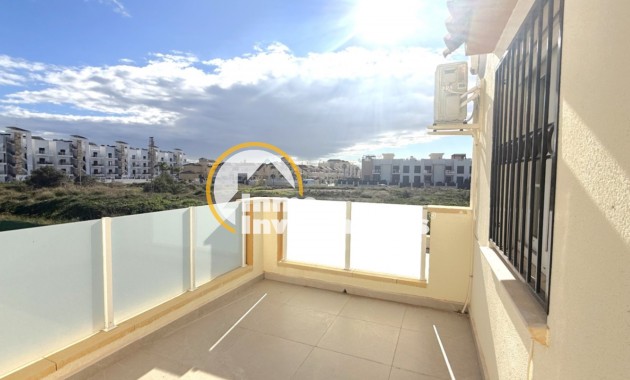 Resale - Semi detached villa - Playa Flamenca