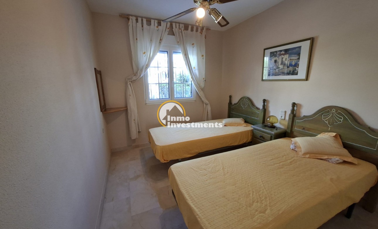Resale - Bungalow - Villamartin - Rioja