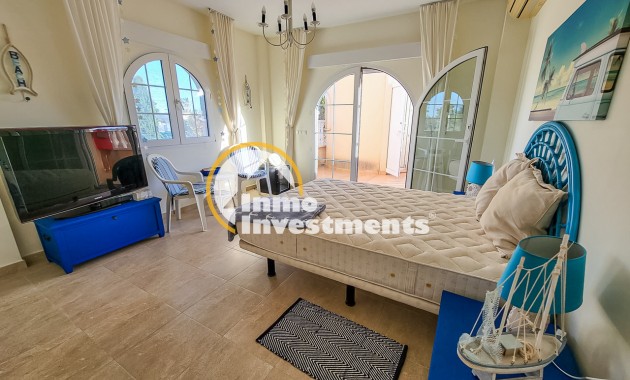 Resale - Villa - Playa Flamenca - Beachside