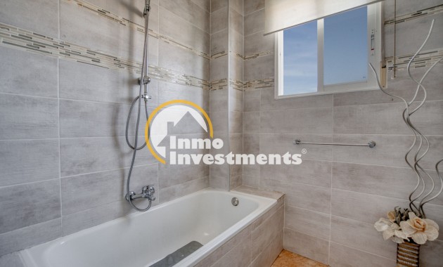 Reventa - Chalet independiente - La Zenia - Boulevard