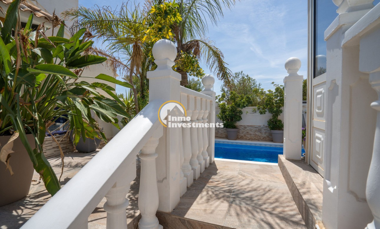 Reventa - Chalet independiente - La Zenia - Boulevard