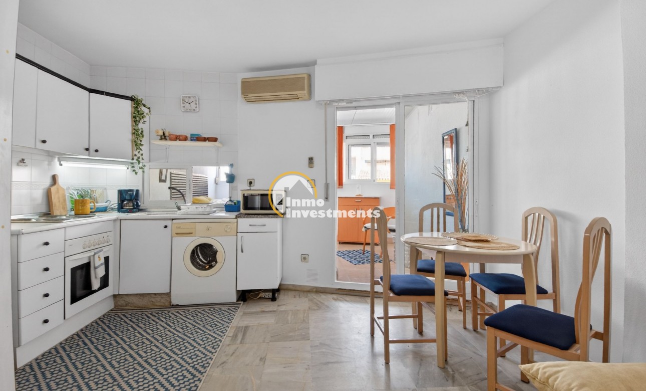 Resale - Apartment - Torrevieja - Beach