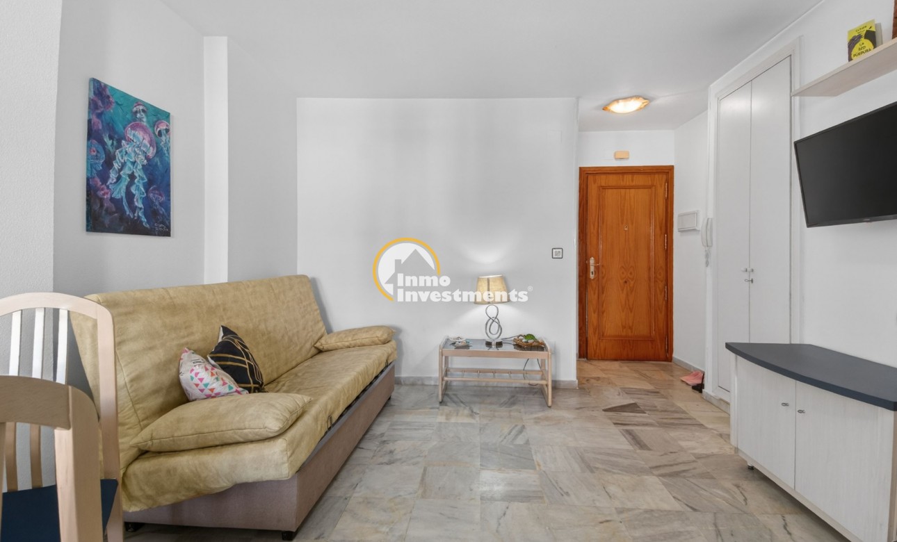 Resale - Apartment - Torrevieja - Beach