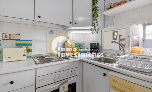 Resale - Apartment - Torrevieja - Beach