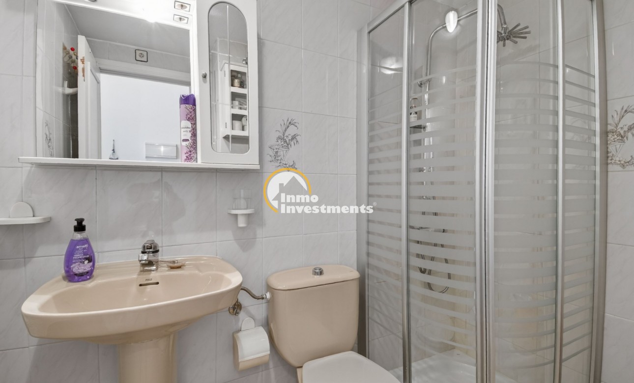 Resale - Apartment - Torrevieja - Beach