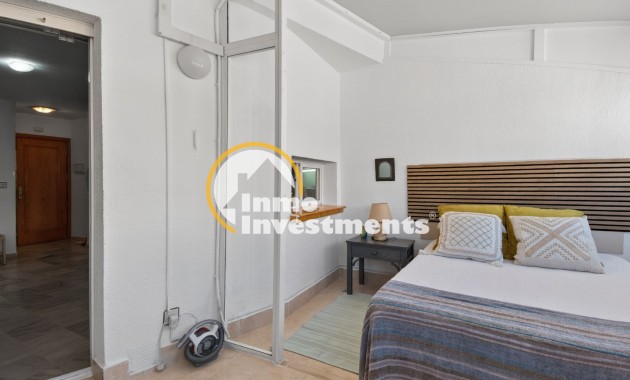 Resale - Apartment - Torrevieja - Beach