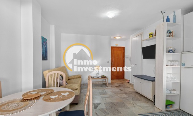 Resale - Apartment - Torrevieja - Beach