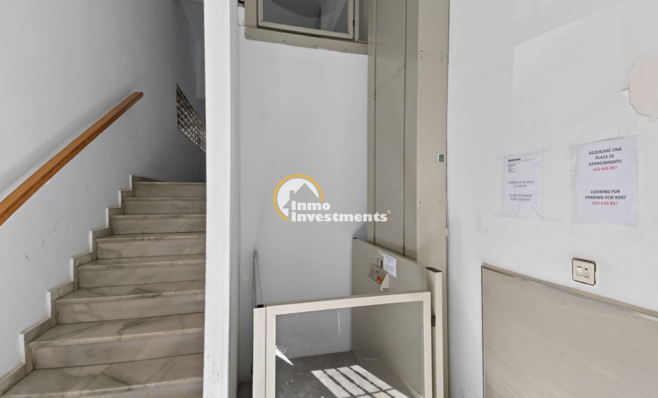 Resale - Apartment - Torrevieja - Beach