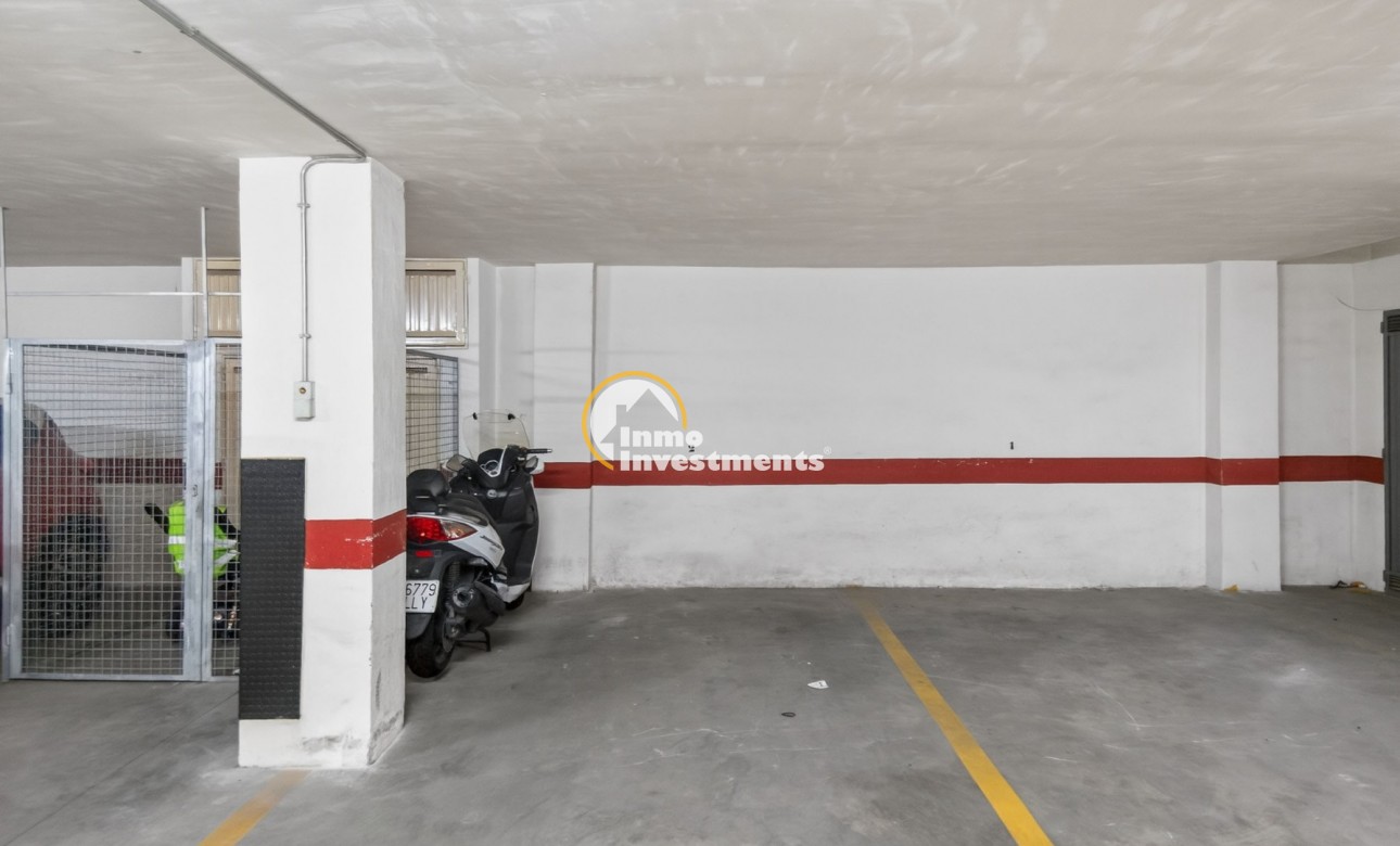 Resale - Apartment - Torrevieja - Beach