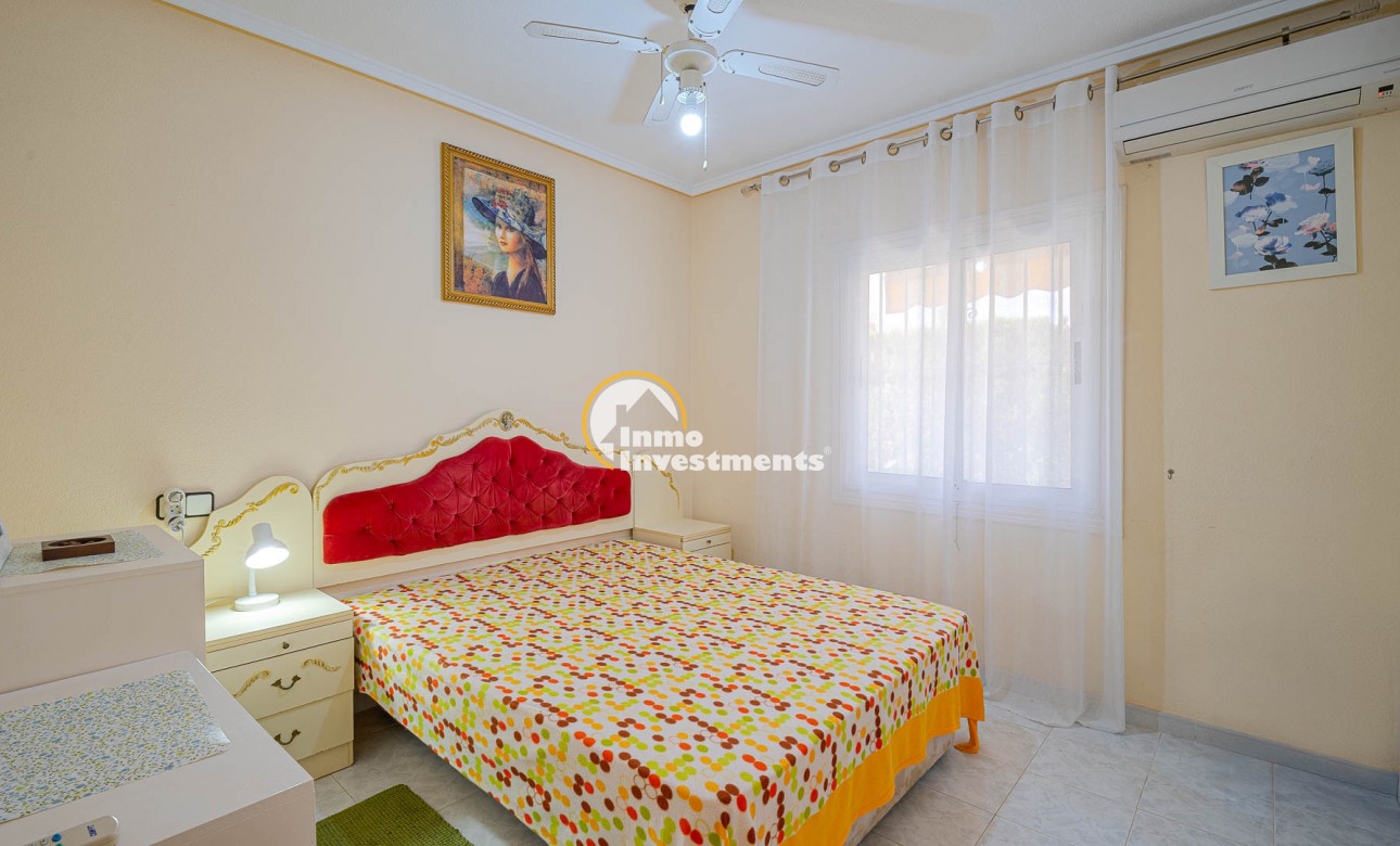 Resale - Apartment - Punta Prima