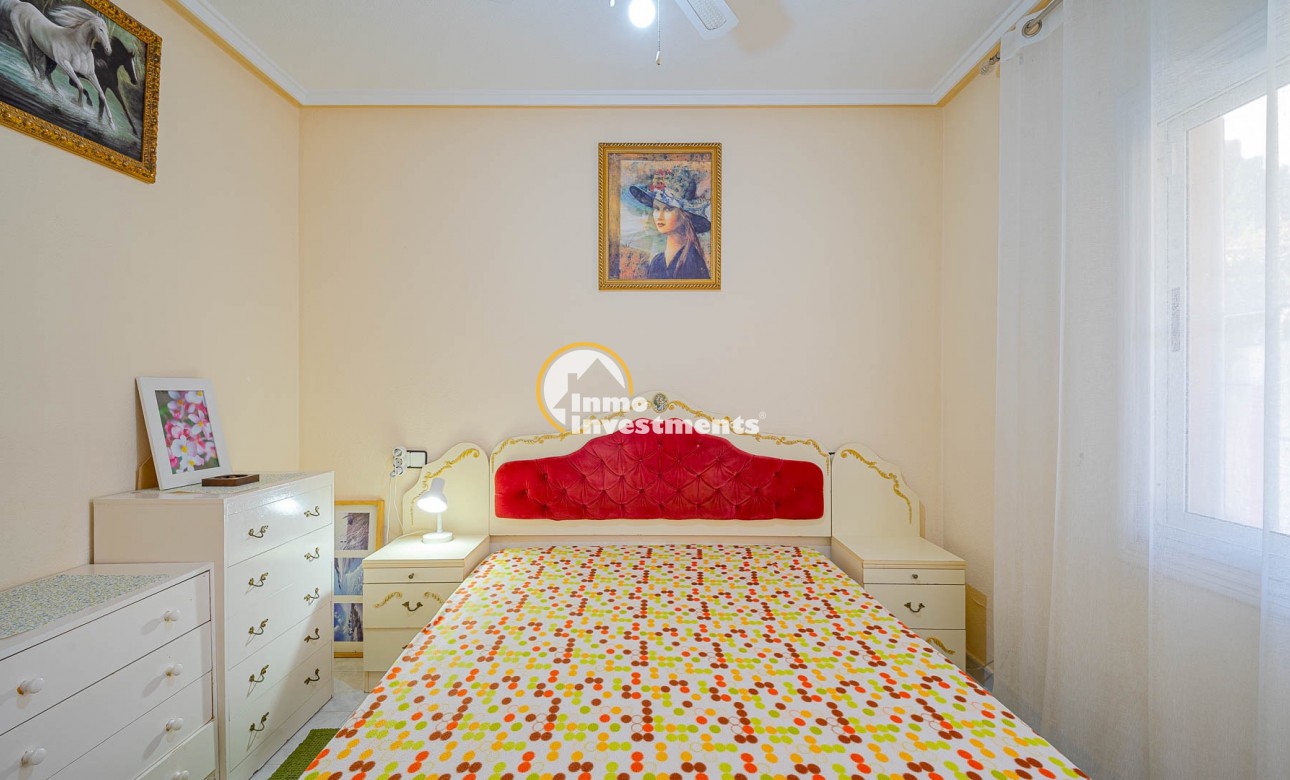 Resale - Apartment - Punta Prima