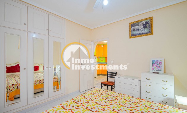 Resale - Apartment - Punta Prima