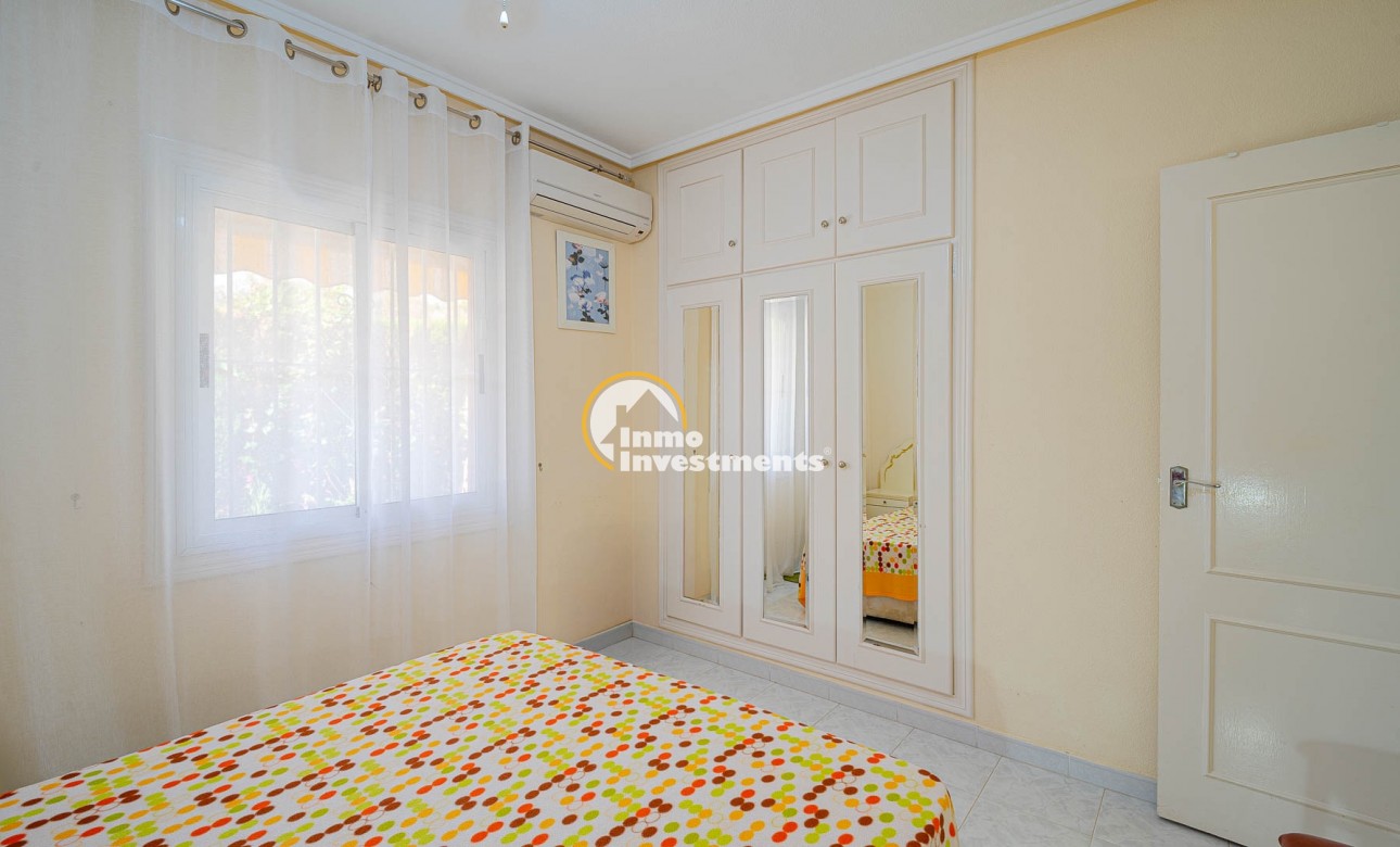Resale - Apartment - Punta Prima
