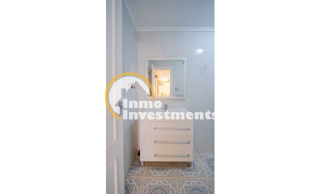 Resale - Apartment - Punta Prima