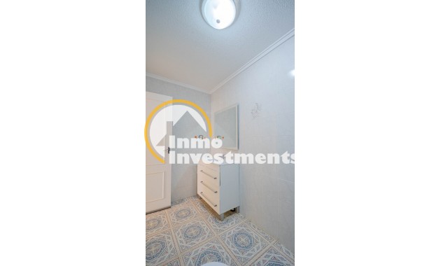 Resale - Apartment - Punta Prima