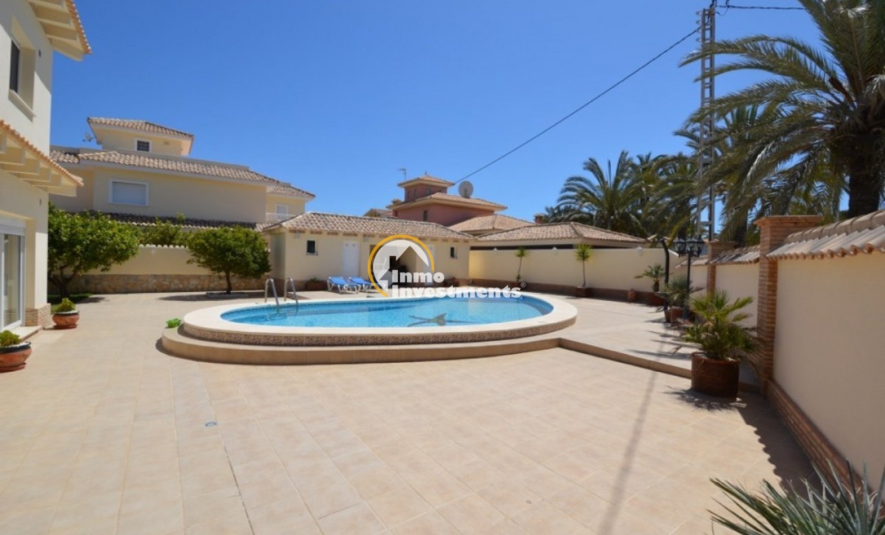 Reventa - Chalet independiente - Cabo Roig - Playa