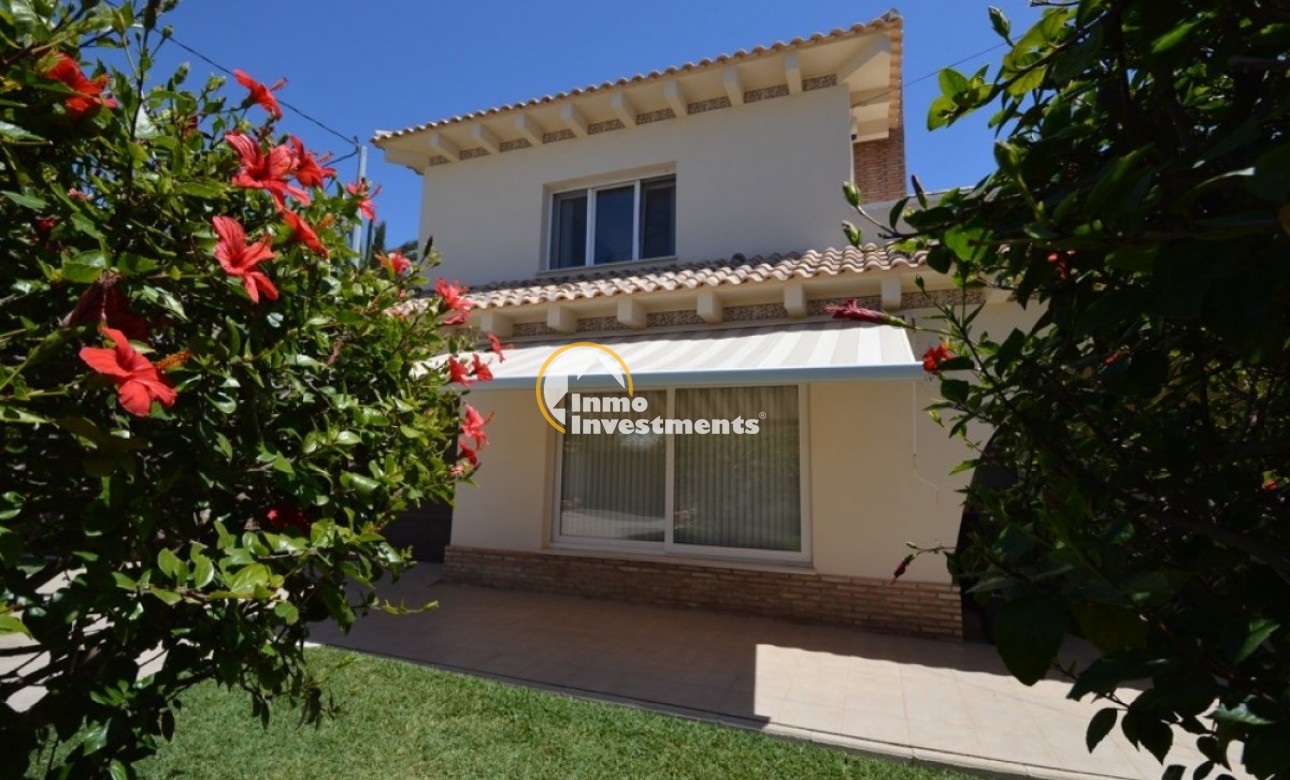 Reventa - Chalet independiente - Cabo Roig - Playa
