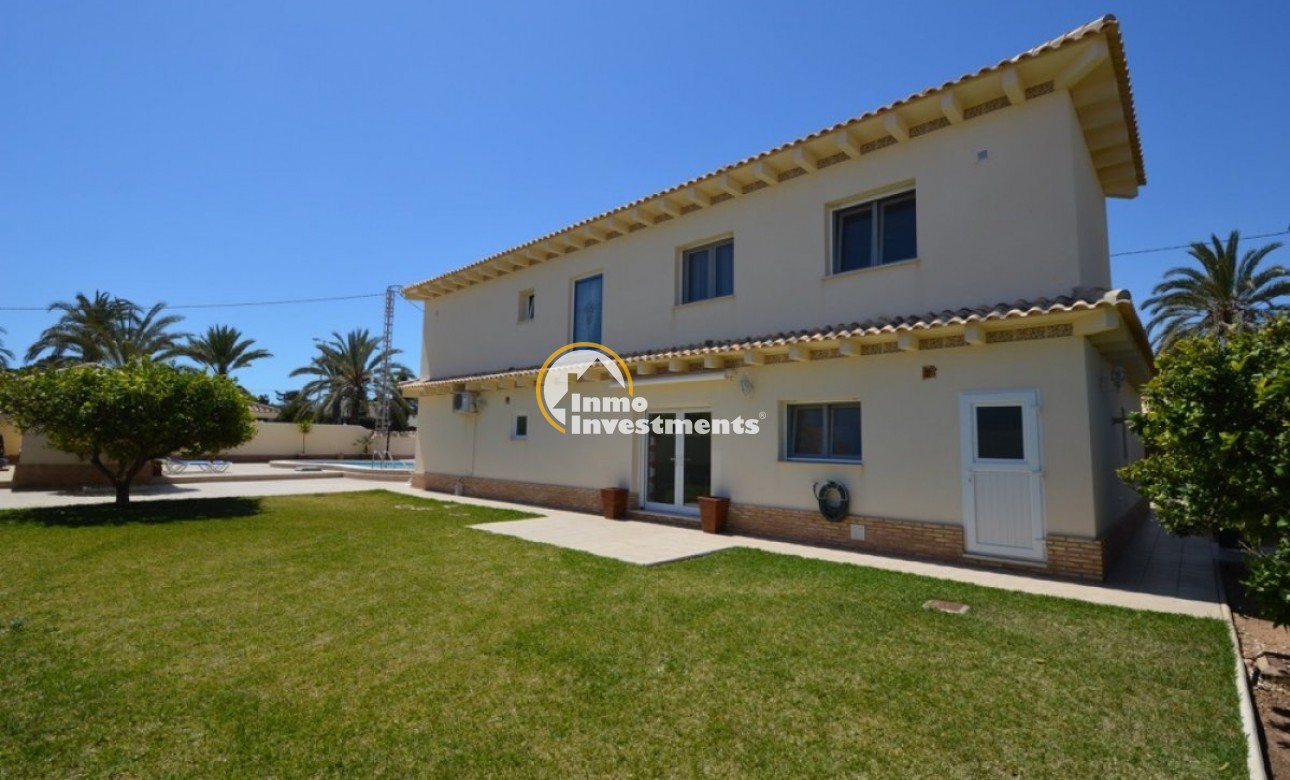 Reventa - Chalet independiente - Cabo Roig - Playa