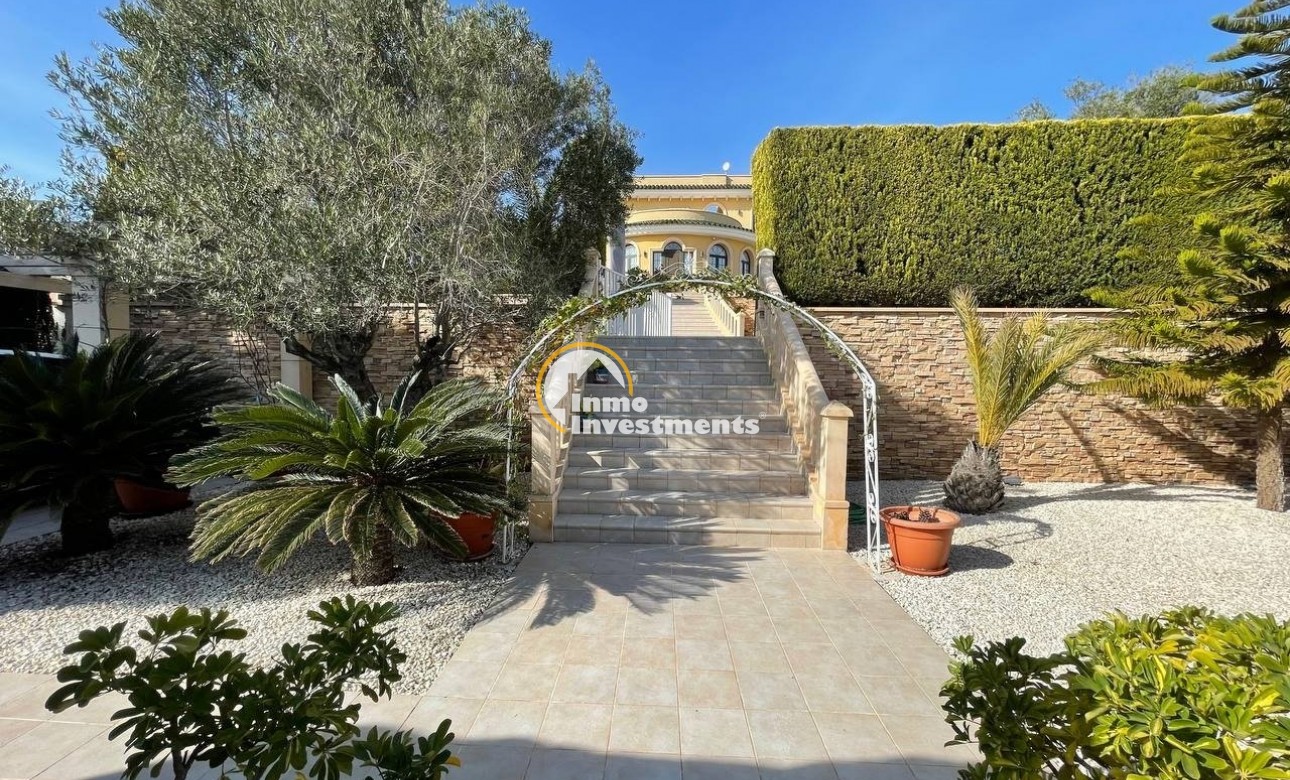 Reventa - Chalet independiente - Ciudad Quesada - La fiesta 2