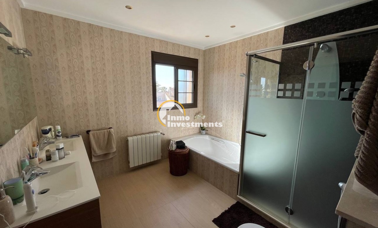 Reventa - Chalet independiente - Ciudad Quesada - La fiesta 2