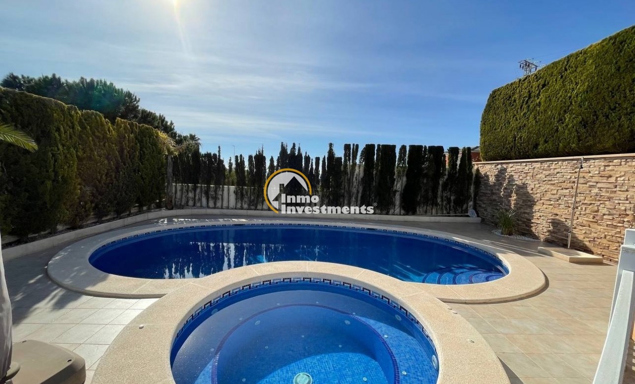 Reventa - Chalet independiente - Ciudad Quesada - La fiesta 2