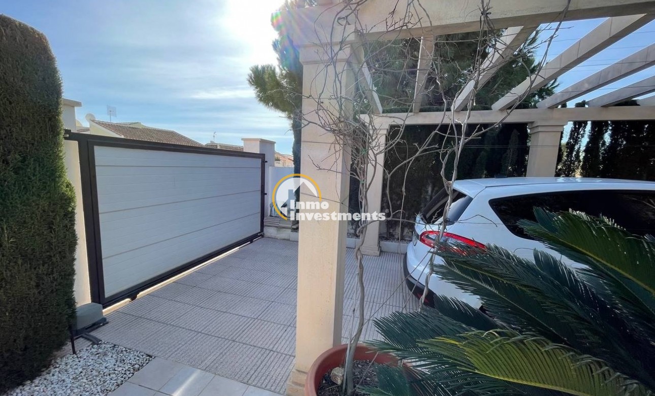 Reventa - Chalet independiente - Ciudad Quesada - La fiesta 2