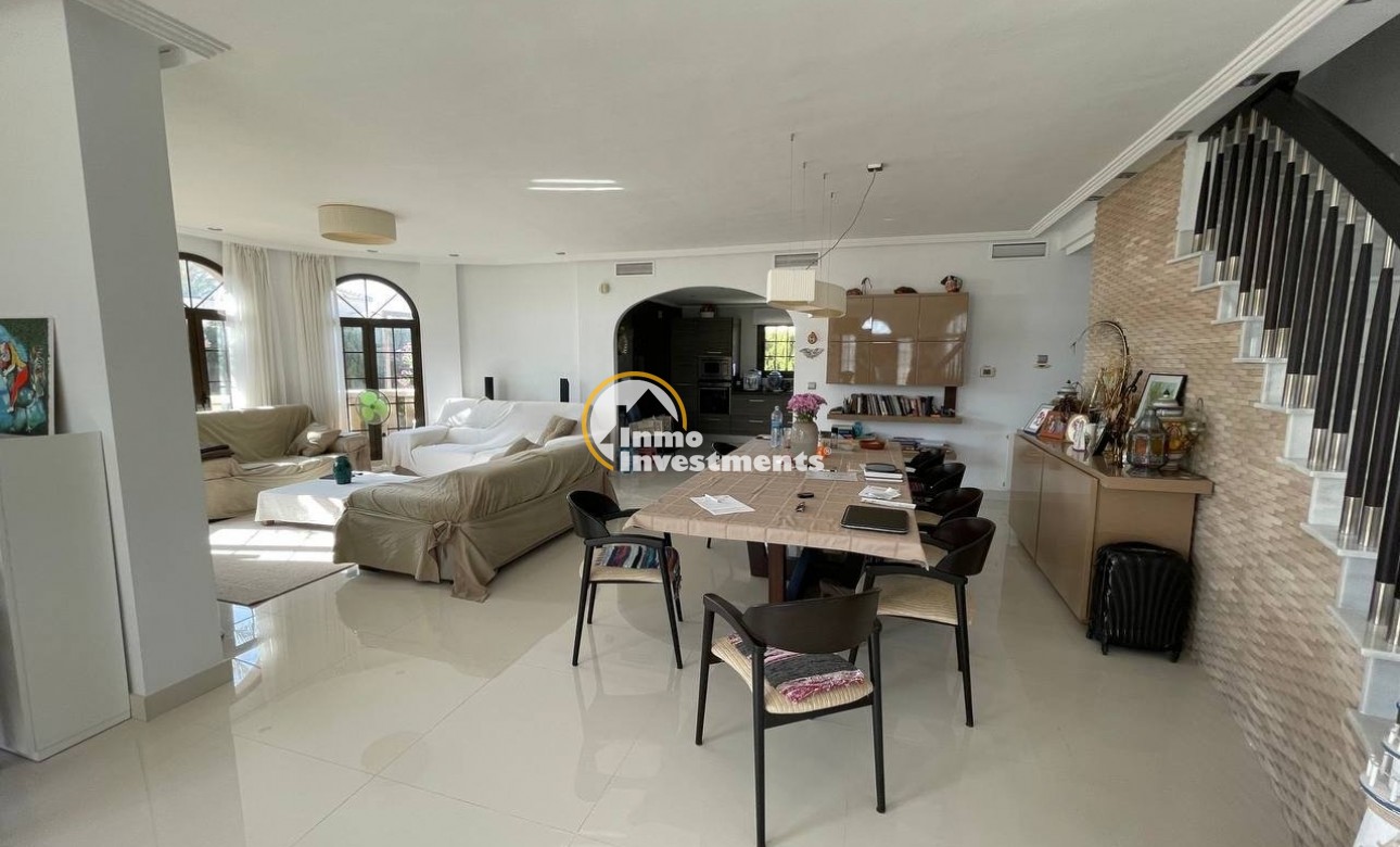 Reventa - Chalet independiente - Ciudad Quesada - La fiesta 2