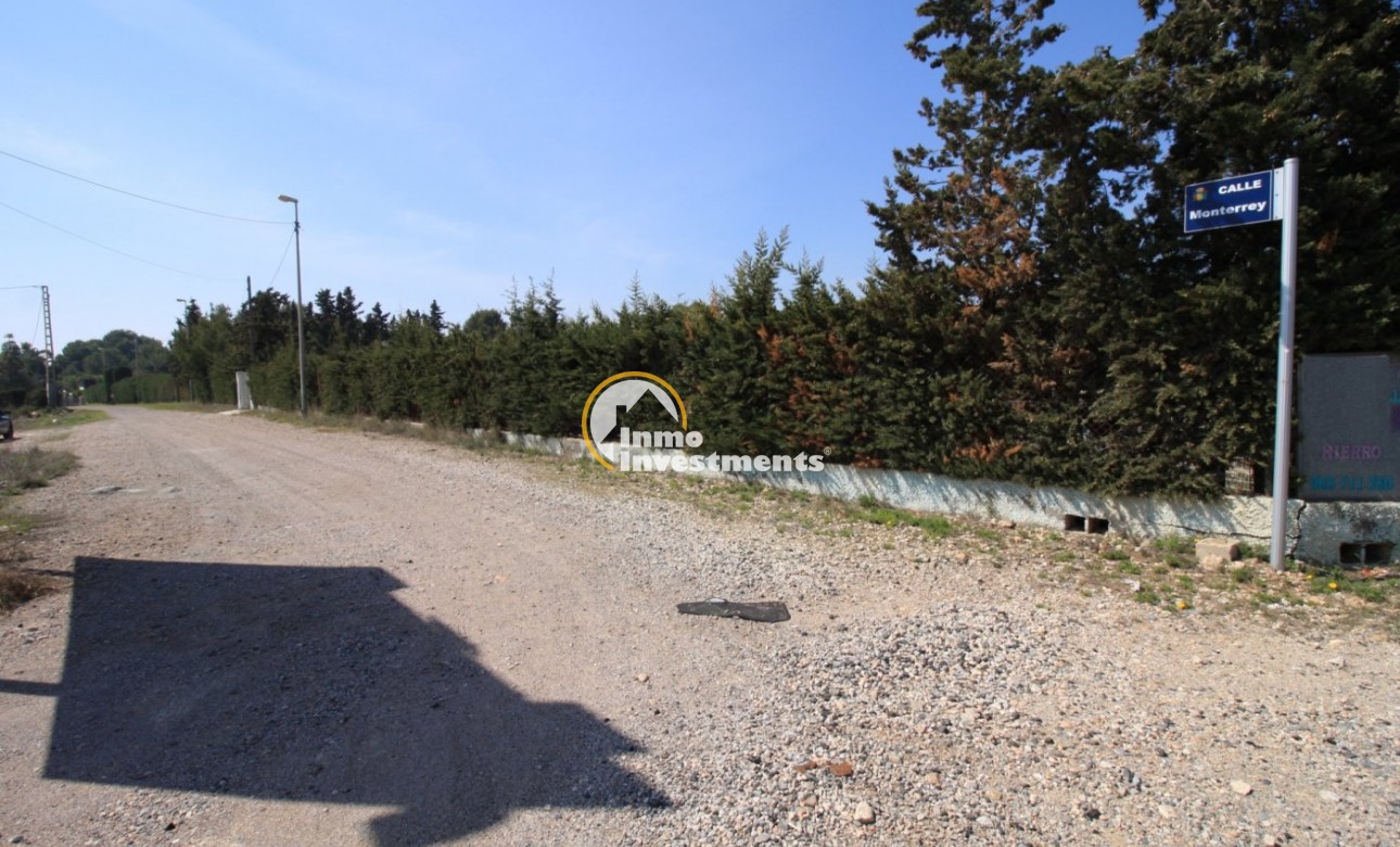 Reventa - Chalet independiente - Campoamor - Lomas de Don Juan