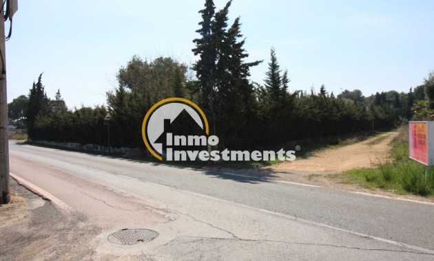 Reventa - Chalet independiente - Campoamor - Lomas de Don Juan